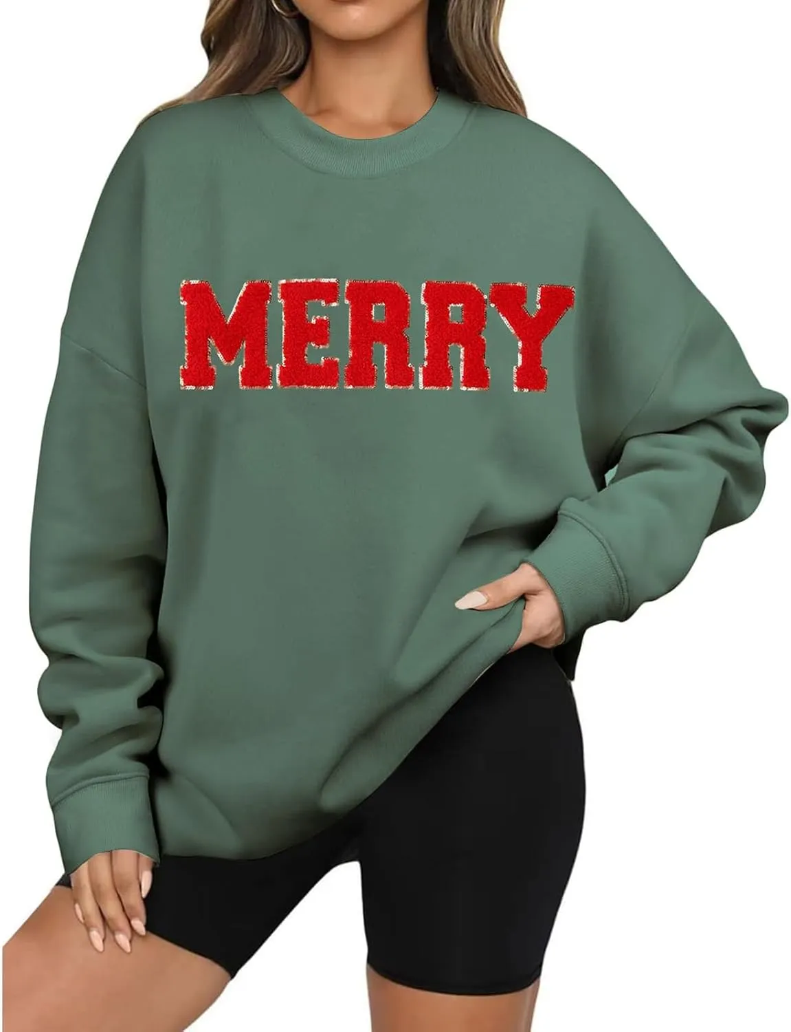 Christmas Sweatshirts for Women Oversized Merry Letter Graphic Sweatshirt Chenille Patch Pullover Funny Xmas Tops